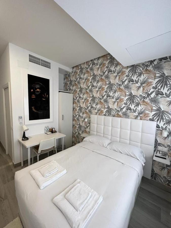 Habitacion Praga Style Мадрид Экстерьер фото